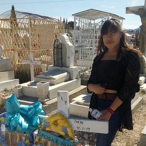 Meet your Posher, Anahi